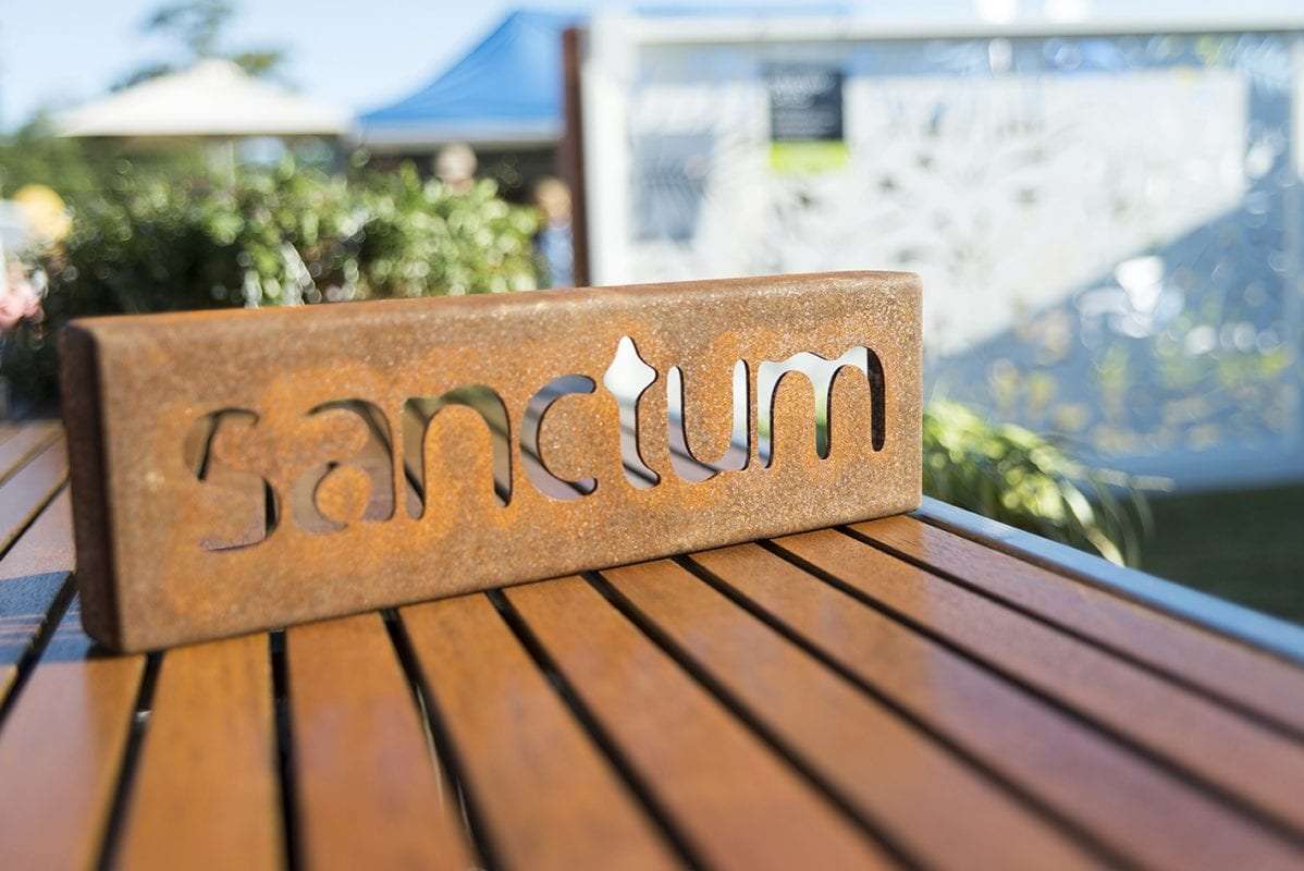Sanctum slider