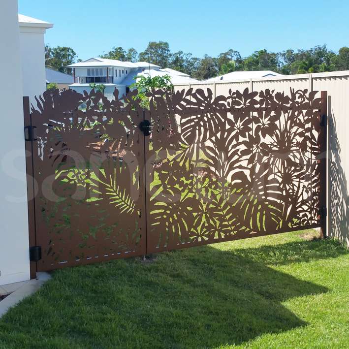 Sanctum Aluminium Madagascar freeform gate 2