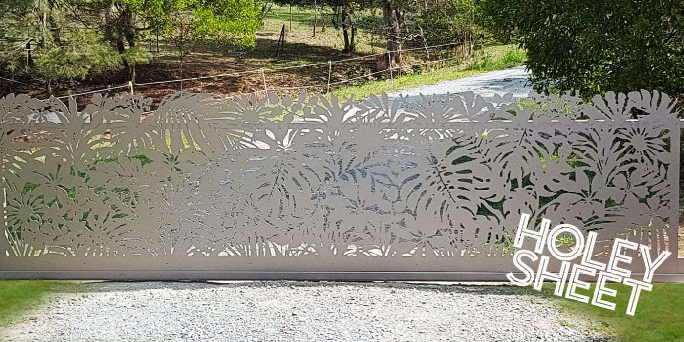 Sanctum HOLEY SHEET Madagascar sliding gate