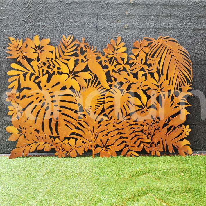 Sanctum corten Madagascar freeform edge screen